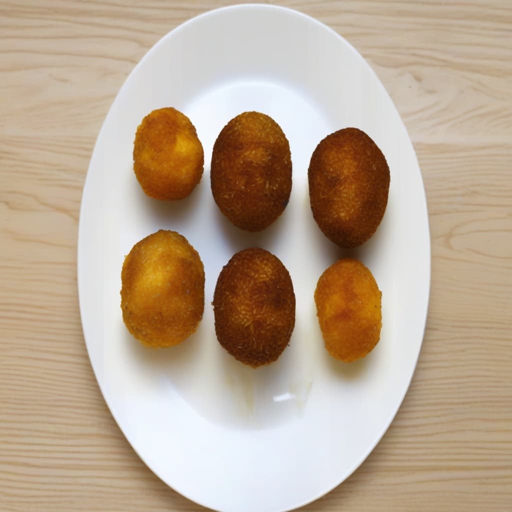 Assorted Ball (6pc)